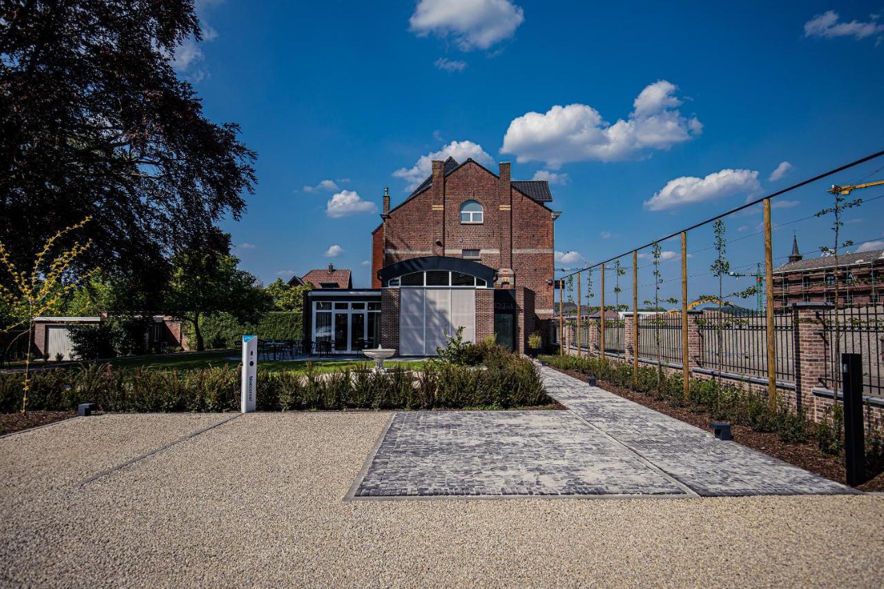 Burgemeesterhuys Beringen Exteriér fotografie